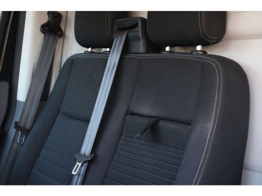 Ford Transit Custom 300 2.0 TDCI L2H1 Limited | Imperiaal | Betimmering | Sidebars | Camera ActivLease financial lease