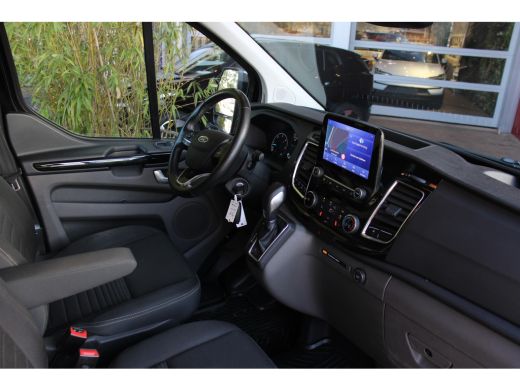 Ford Transit Custom 300 2.0 TDCI L2H1 Limited | Imperiaal | Betimmering | Sidebars | Camera ActivLease financial lease