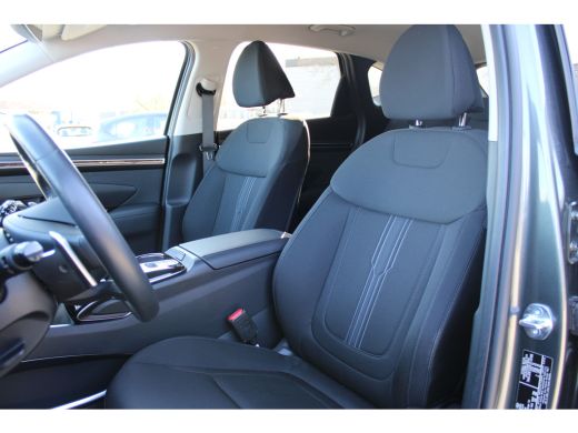 Hyundai Tucson Hyundai 1.6 T-GDI PHEV Comfort Smart 4WD | Airco | Navigatie | Weinig Kilometers | Trekhaak | | D... ActivLease financial lease