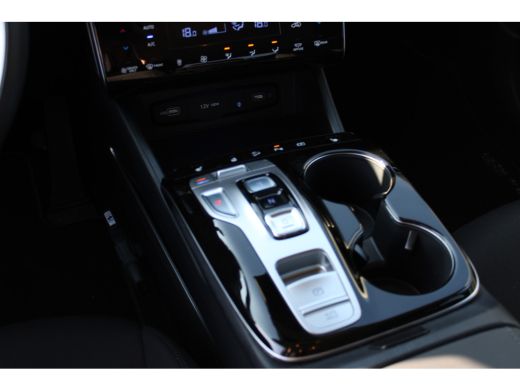 Hyundai Tucson Hyundai 1.6 T-GDI PHEV Comfort Smart 4WD | Airco | Navigatie | Weinig Kilometers | Trekhaak | | D... ActivLease financial lease