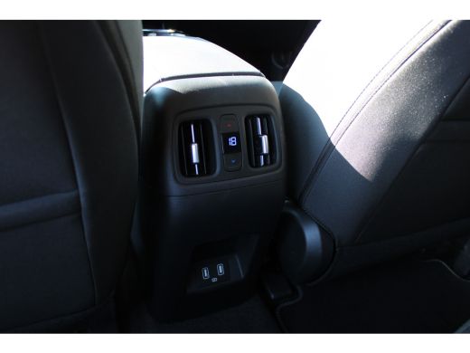 Hyundai Tucson Hyundai 1.6 T-GDI PHEV Comfort Smart 4WD | Airco | Navigatie | Weinig Kilometers | Trekhaak | | D... ActivLease financial lease