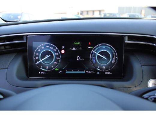 Hyundai Tucson Hyundai 1.6 T-GDI PHEV Comfort Smart 4WD | Airco | Navigatie | Weinig Kilometers | Trekhaak | | D... ActivLease financial lease
