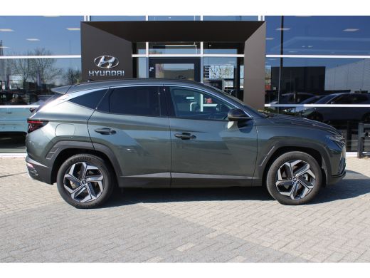 Hyundai Tucson Hyundai 1.6 T-GDI PHEV Comfort Smart 4WD | Airco | Navigatie | Weinig Kilometers | Trekhaak | | D... ActivLease financial lease
