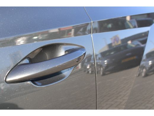 Hyundai Tucson Hyundai 1.6 T-GDI PHEV Comfort Smart 4WD | Airco | Navigatie | Weinig Kilometers | Trekhaak | | D... ActivLease financial lease