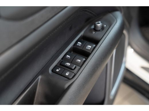 Jeep Compass Jeep 4xe 240 Plug-in Hybrid Electric Summit | Leder | Winterpack | Safety Pack | 19 inch lichtmet... ActivLease financial lease