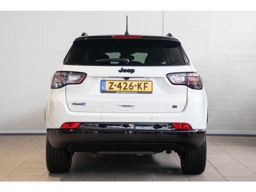 Jeep Compass Jeep 4xe 240 Plug-in Hybrid Electric Summit | Leder | Winterpack | Safety Pack | 19 inch lichtmet... ActivLease financial lease