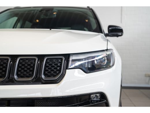 Jeep Compass Jeep 4xe 240 Plug-in Hybrid Electric Summit | Leder | Winterpack | Safety Pack | 19 inch lichtmet... ActivLease financial lease