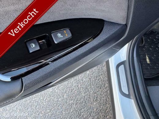 Kia Sportage 1.6 T PHEV AWD GT-Line 2 tone Wit met Zwart dak , GT Uitvoering , Dodehoek detectie Electrische a... ActivLease financial lease