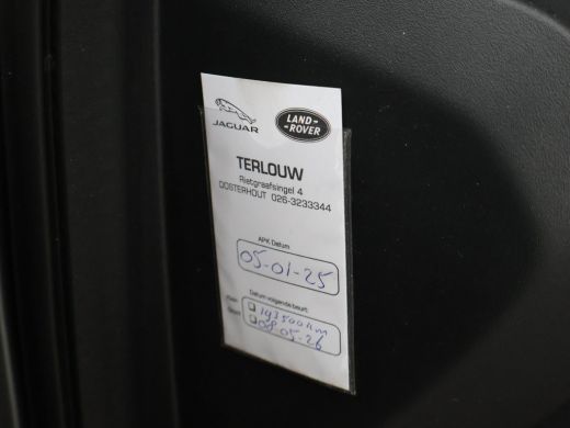 Land Rover Discovery Sport 2.0 TD4 150 PK HSE + PANORAMA | STOELVERW. V+A | LEDER ActivLease financial lease