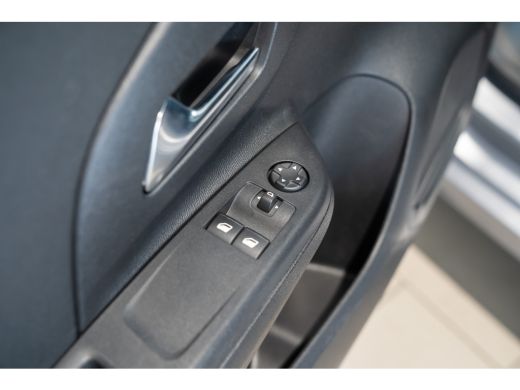 Opel Corsa 1.2 Edition | Parkeersensoren | USB | Bluetooth | Airco | Cruise Controle | ActivLease financial lease