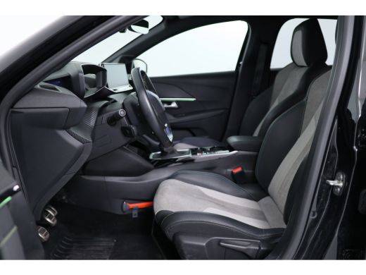 Peugeot 208 1.2 PureTech GT Pack | Adaptive Cruise | 360 Camera | Stoelverwarming | Keyless | 17 inch | BLIS ... ActivLease financial lease