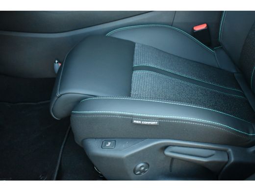 Peugeot 408 Peugeot 1.2 Hybrid 145 e-DCS6 Allure Automaat | 360 Camera | Stuur/Stoelverwarming | 19"LMV | Ada... ActivLease financial lease
