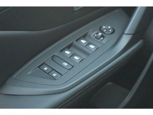 Peugeot 408 Peugeot 1.2 Hybrid 145 e-DCS6 Allure Automaat | 360 Camera | Stuur/Stoelverwarming | 19"LMV | Ada... ActivLease financial lease
