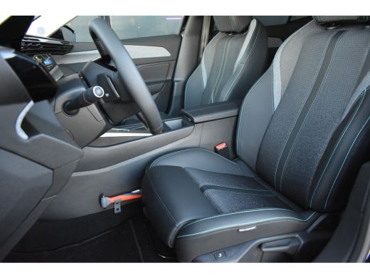 Peugeot 408 Peugeot 1.2 Hybrid 145 e-DCS6 Allure Automaat | 360 Camera | Stuur/Stoelverwarming | 19"LMV | Ada... ActivLease financial lease