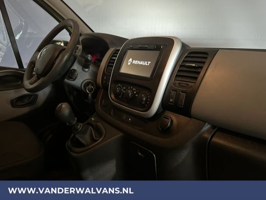 Renault Trafic 1.6 dCi L1H1 Euro6 Airco | Navigatie | Imperiaal | Cruisecontrol | Trekhaak | Parkeersensoren, Bi... ActivLease financial lease