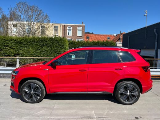 Skoda Karoq 1.5 TSI ACT Sportline Business | ACC | PDC V+A | Camera achter | Apple Carplay | Lage KM stand! | ActivLease financial lease