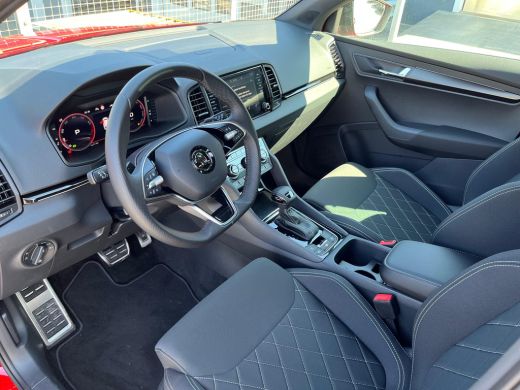Skoda Karoq 1.5 TSI ACT Sportline Business | ACC | PDC V+A | Camera achter | Apple Carplay | Lage KM stand! | ActivLease financial lease