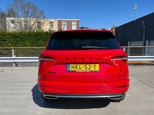 Skoda Karoq 1.5 TSI ACT Sportline Business | ACC | PDC V+A | Camera achter | Apple Carplay | Lage KM stand! | ActivLease financial lease