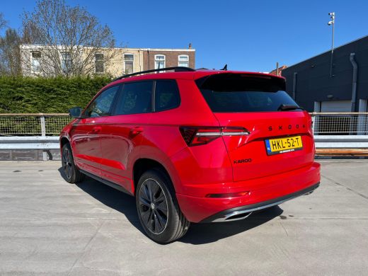 Skoda Karoq 1.5 TSI ACT Sportline Business | ACC | PDC V+A | Camera achter | Apple Carplay | Lage KM stand! | ActivLease financial lease