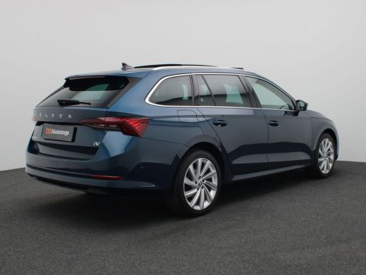 Skoda Octavia Combi 1.4 TSI iV PHEV Business Edition Plus 204PK DSG Pano-Schuifdak, Head-Up Display, Memory Sto... ActivLease financial lease