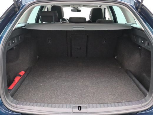 Skoda Octavia Combi 1.4 TSI iV PHEV Business Edition Plus 204PK DSG Pano-Schuifdak, Head-Up Display, Memory Sto... ActivLease financial lease