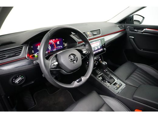 Skoda Superb Combi 1.4 TSI 218 pk iV Business Edition 6-DSG | Trekhaak wegklapbaar | Leder | Achteruitrijcamer... ActivLease financial lease