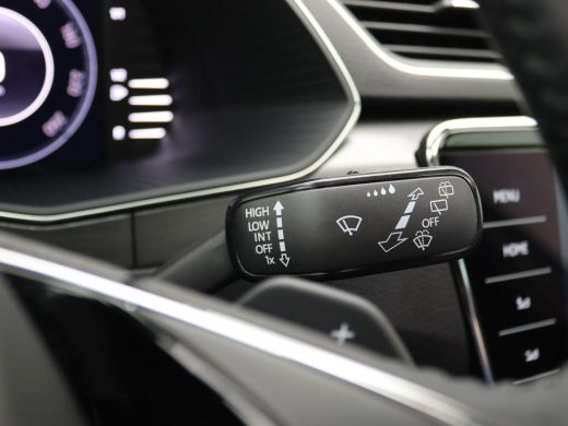 Skoda Superb Combi 1.4 TSI iV Business Edition Plus 218PK DSG matrix led, trekhaak, panoramadak, elek. verstel... ActivLease financial lease
