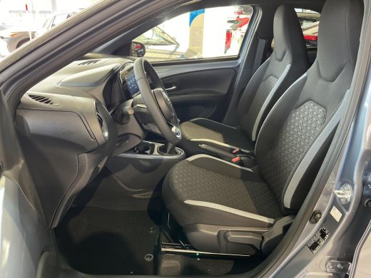 Toyota Aygo X 1.0 VVT-i MT Pulse | Uit voorraad leverbaar! | ActivLease financial lease