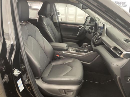 Toyota highlander 2.5 AWD Hybrid Premium ActivLease financial lease