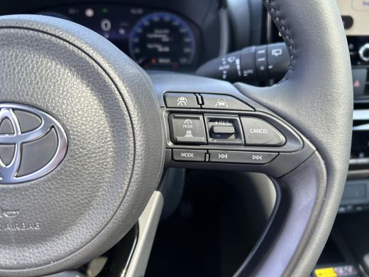 Toyota Yaris Cross 1.5 Hybrid 130 Launch Edition ActivLease financial lease