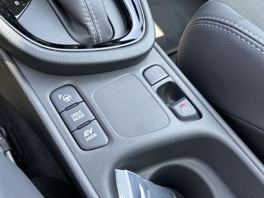 Toyota Yaris Cross 1.5 Hybrid 130 Launch Edition ActivLease financial lease