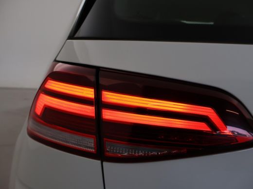 Volkswagen e-Golf E-DITION *BTW* + CARPLAY | ADAPTIVE CRUISE | CARPLAY ActivLease financial lease
