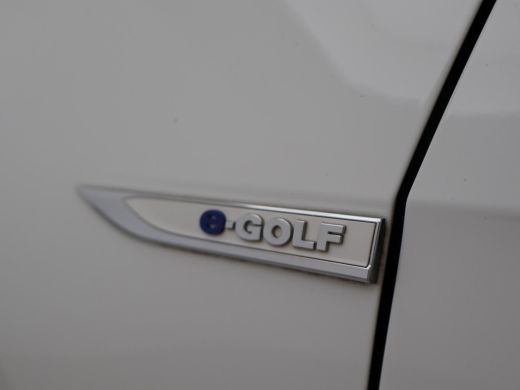 Volkswagen e-Golf E-DITION *BTW* + CARPLAY | ADAPTIVE CRUISE | CARPLAY ActivLease financial lease