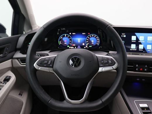 Volkswagen Golf 1.4 eHybrid Style 204PK DSG Adaptieve Cruise Controle, Lane Assist, Keyless, Achteruitrijcamera, ... ActivLease financial lease