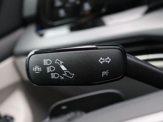 Volkswagen Golf 1.4 eHybrid Style 204PK DSG Adaptieve Cruise Controle, Lane Assist, Keyless, Achteruitrijcamera, ... ActivLease financial lease