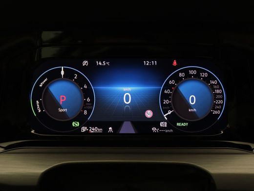 Volkswagen Golf 1.4 eHybrid Style 204PK DSG Adaptieve Cruise Controle, Lane Assist, Keyless, Achteruitrijcamera, ... ActivLease financial lease