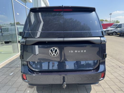 Volkswagen ID. Buzz Cargo Bulli edition 340PK 4MOTION | Trekhaak 1.800KG trekken | 2 zits | 360 graden camera | ActivLease financial lease