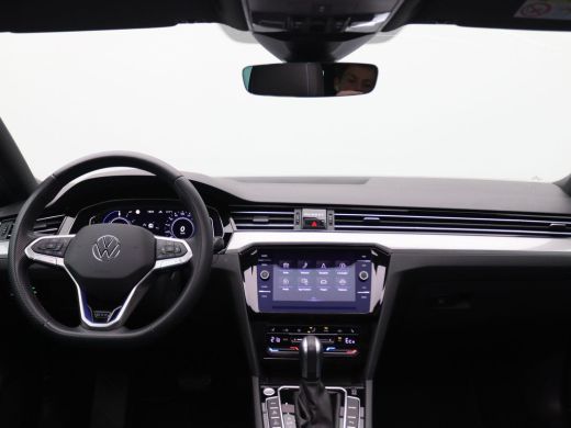 Volkswagen Passat Variant 1.4 TSI PHEV GTE Business 218PK DSG matrix led, panoramadak, keyless, elek. bedienbare ac... ActivLease financial lease