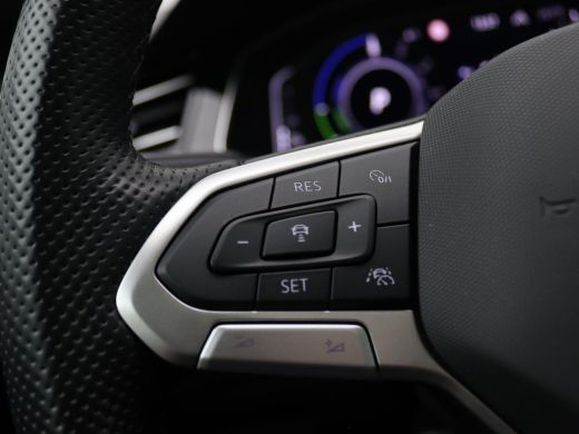 Volkswagen Passat Variant 1.4 TSI PHEV GTE Business 218PK DSG matrix led, panoramadak, keyless, elek. bedienbare ac... ActivLease financial lease