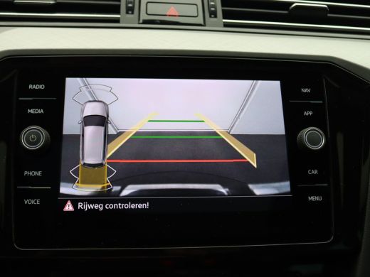 Volkswagen Passat Variant 1.4 TSI PHEV GTE Business 218PK DSG matrix led, panoramadak, keyless, elek. bedienbare ac... ActivLease financial lease