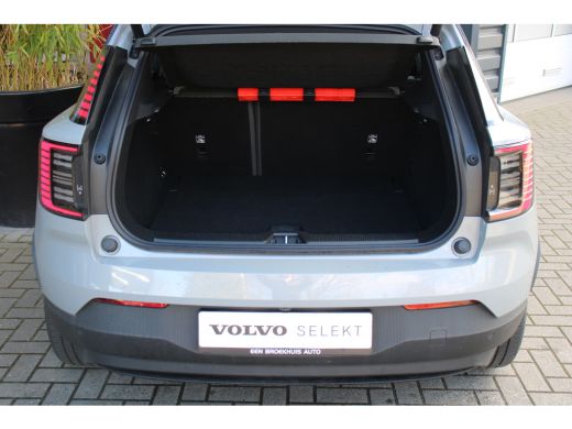 Volvo  EX30 Single Motor Extended Range Plus 69 kWh | Harman/Kardon | Camera | Adaptive Cruise | Keyless ActivLease financial lease