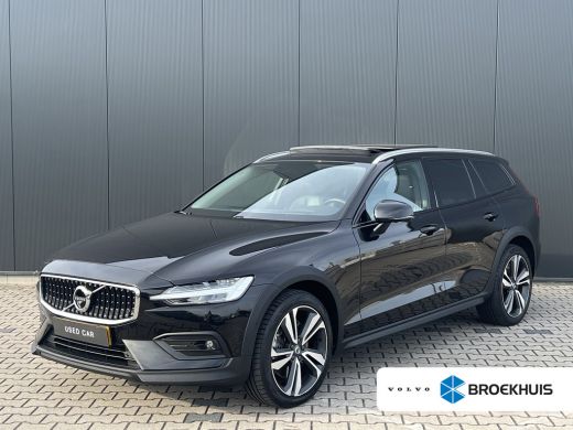 Volvo V60 Cross Country B5 AWD Pro Panoramadak | 360 Camera | Stoel & Stuurwiel verwarming | BLISS | Harman... Volvo V60 Cross Country B5 AWD Pro Panoramadak | 360 Camera | Stoel & Stuurwiel verwarming | BLISS | Harman...