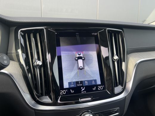 Volvo  V60 Cross Country B5 AWD Pro Panoramadak | 360 Camera | Stoel & Stuurwiel verwarming | BLISS | Harman... ActivLease financial lease