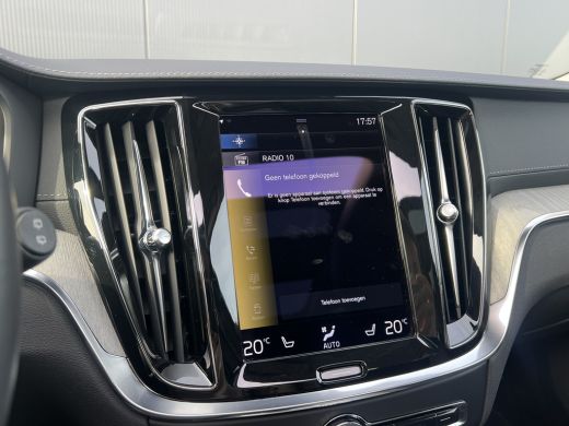 Volvo  V60 Cross Country B5 AWD Pro Panoramadak | 360 Camera | Stoel & Stuurwiel verwarming | BLISS | Harman... ActivLease financial lease