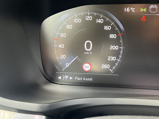 Volvo  V60 Cross Country B5 AWD Pro Panoramadak | 360 Camera | Stoel & Stuurwiel verwarming | BLISS | Harman... ActivLease financial lease