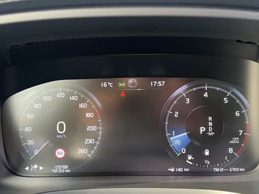 Volvo  V60 Cross Country B5 AWD Pro Panoramadak | 360 Camera | Stoel & Stuurwiel verwarming | BLISS | Harman... ActivLease financial lease