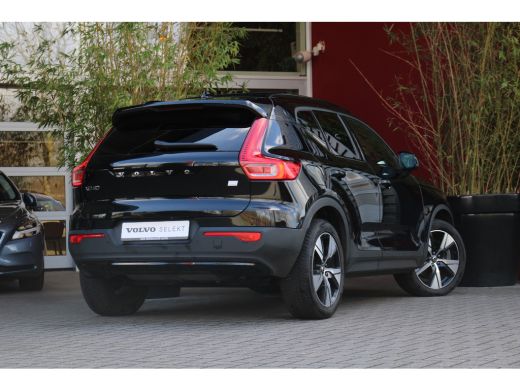 Volvo  XC40 Volvo 1.5 T4 Recharge R-Design | Harman/Kardon | Panoramadak | Adaptive Cruise ActivLease financial lease