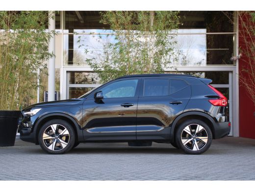 Volvo  XC40 Volvo 1.5 T4 Recharge R-Design | Harman/Kardon | Panoramadak | Adaptive Cruise ActivLease financial lease