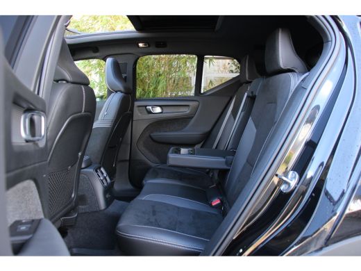 Volvo  XC40 Volvo 1.5 T4 Recharge R-Design | Harman/Kardon | Panoramadak | Adaptive Cruise ActivLease financial lease