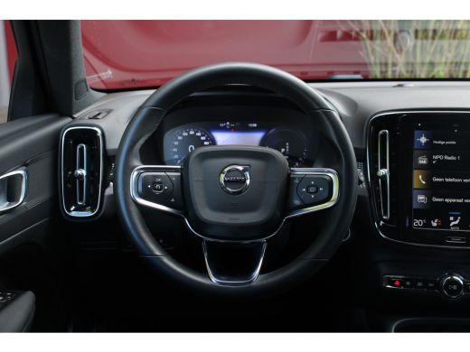 Volvo  XC40 Volvo 1.5 T5 Recharge R-Design | Trekhaak | Camera | Stuur/stoelverwarming ActivLease financial lease